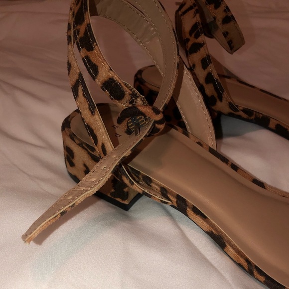 Cheetah sandals with heel - Picture 2 of 5